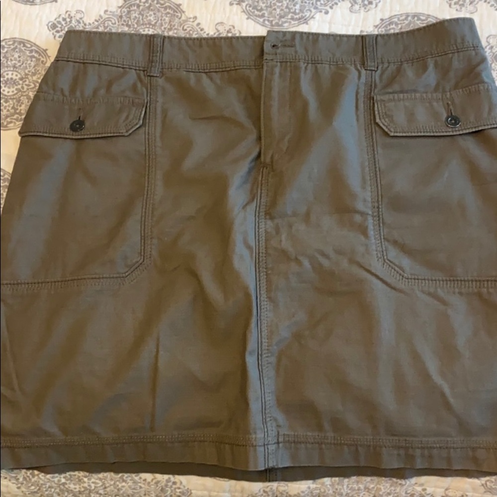 NWT Utility skirt